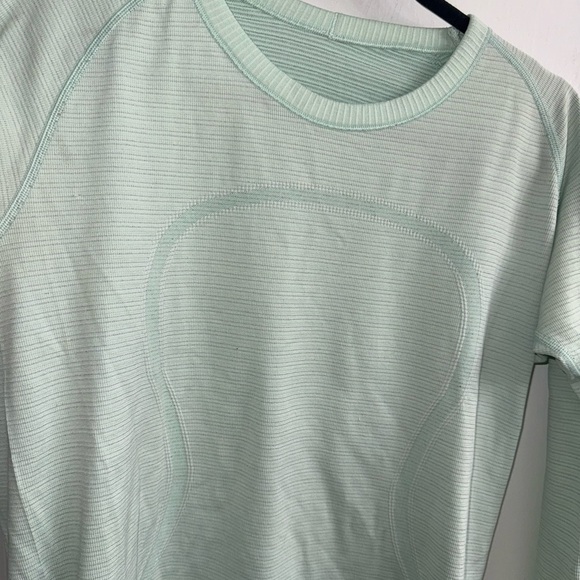 Lululemon Swiftly Tech Long Sleeve Crew size 12 - Picture 7 of 11